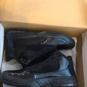 Men Jordan Max Aura 2 size 11 obo